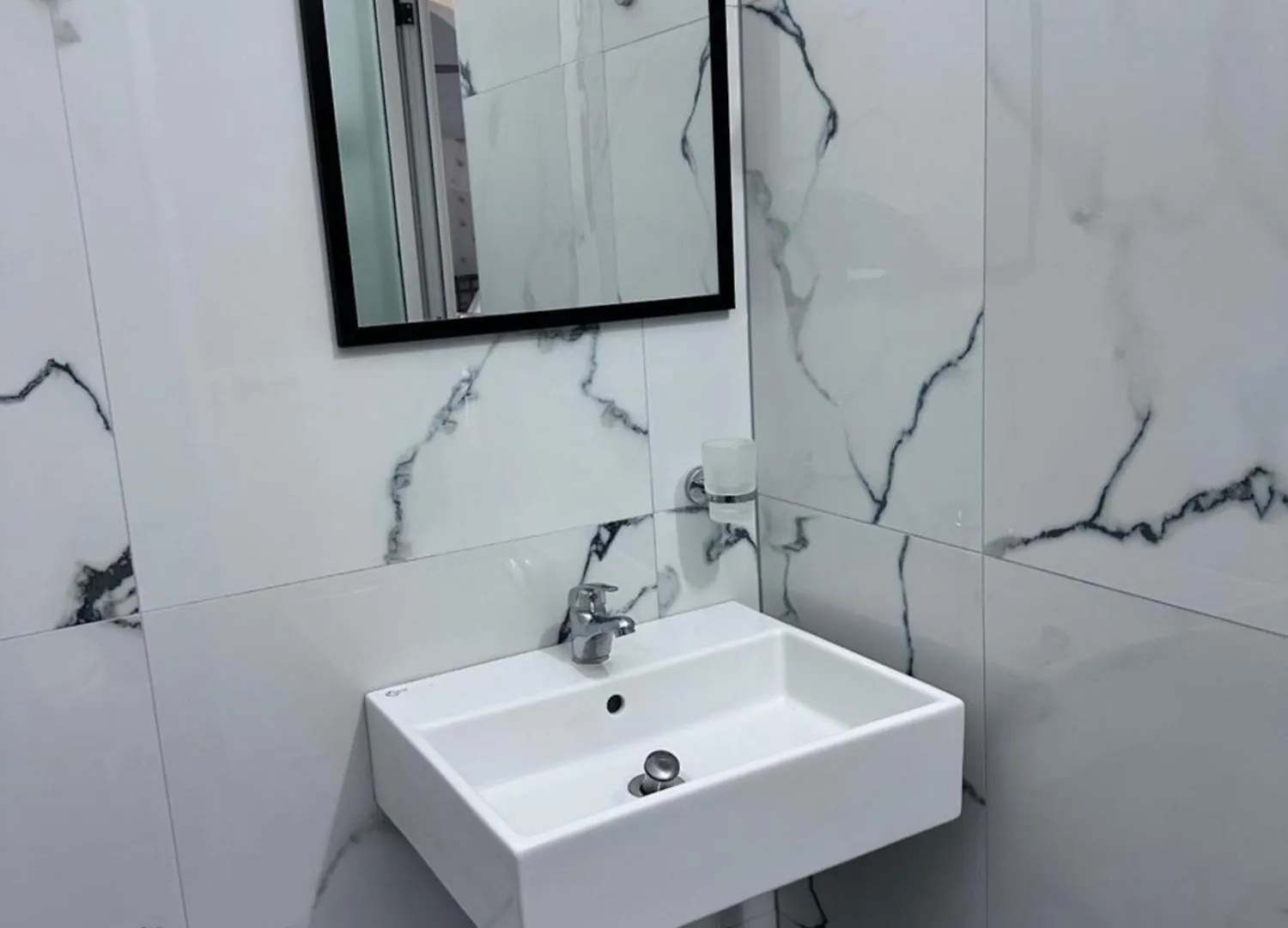 Apartment Sevilia Rooms Qeparo Albania