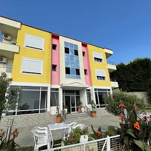 Apartament Mega