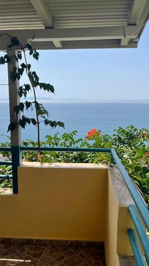 Sevilia Rooms Qeparo
