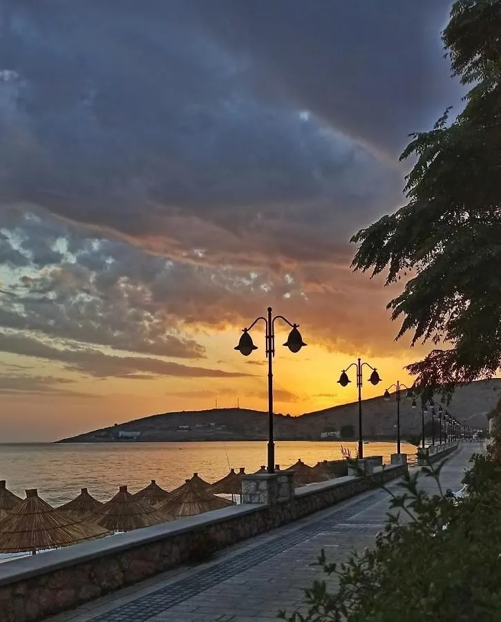 Sevilia Rooms Qeparo